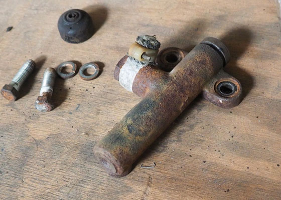 オリジナル部品があって助かった